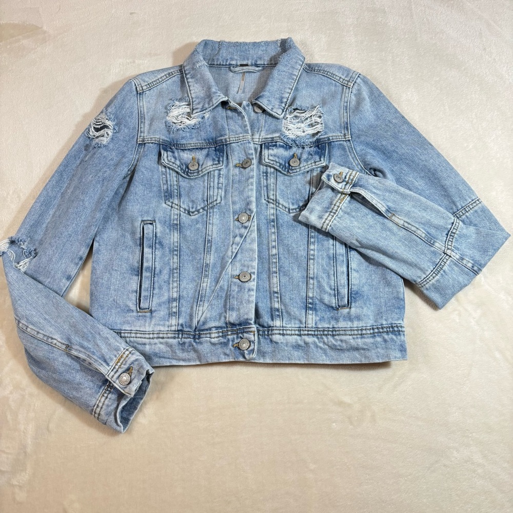 Free People Women’s Distressed Denim Jacket Size S